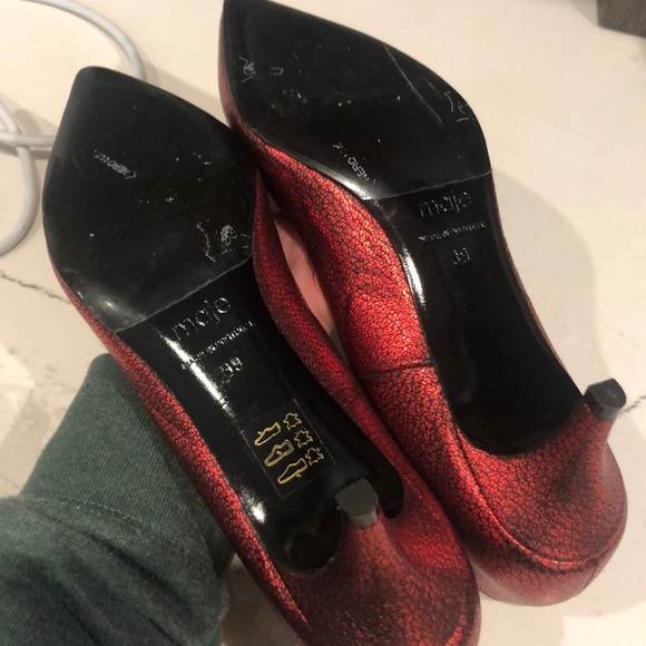 Maje Fia red crackle leather pointy toe heels NWOB - Picture 7 of 7
